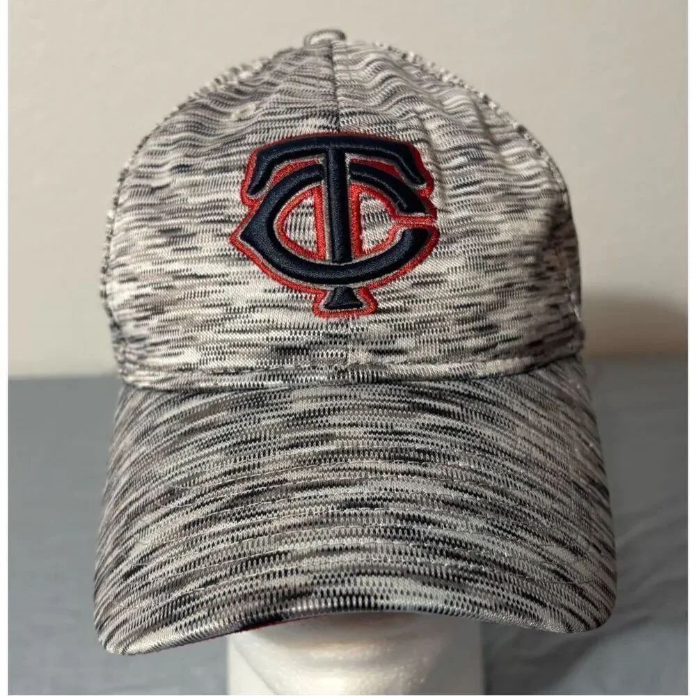 Minnesota Twins New Era 9Twenty Strapback Adjustable Hat Cap Men Women MLB Gray